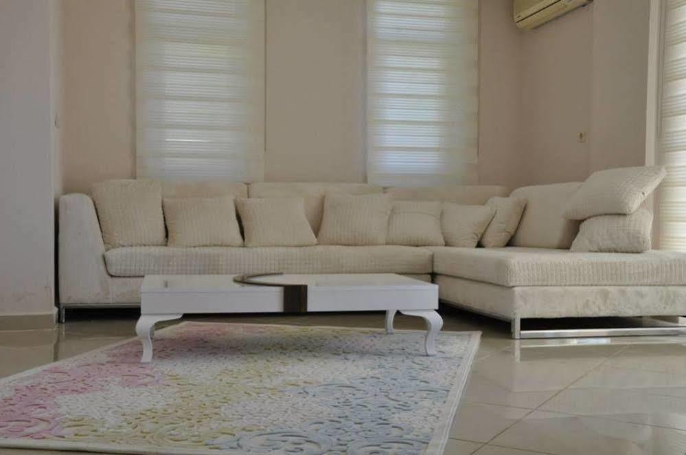 Alanya Deniz Villa Екстериор снимка