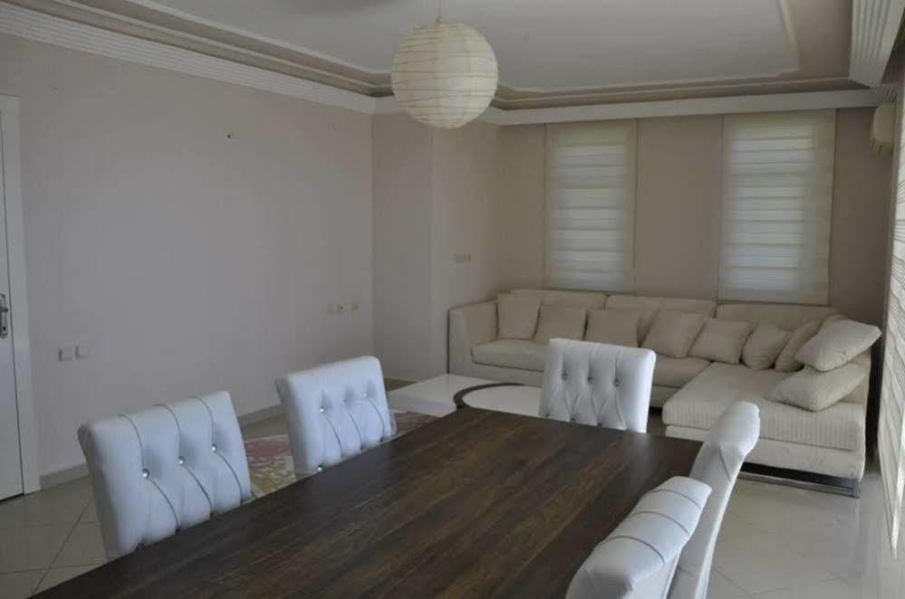 Alanya Deniz Villa Екстериор снимка