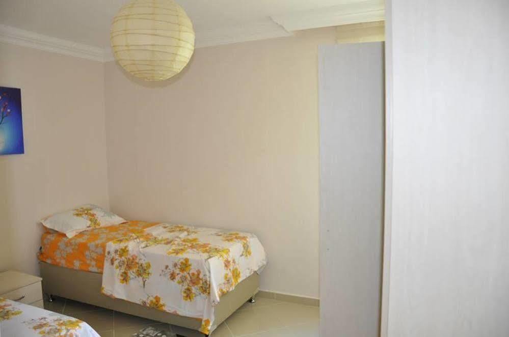 Alanya Deniz Villa Екстериор снимка