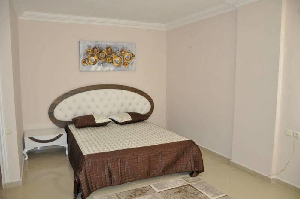 Alanya Deniz Villa Екстериор снимка
