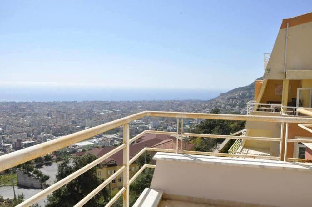 Alanya Deniz Villa Екстериор снимка