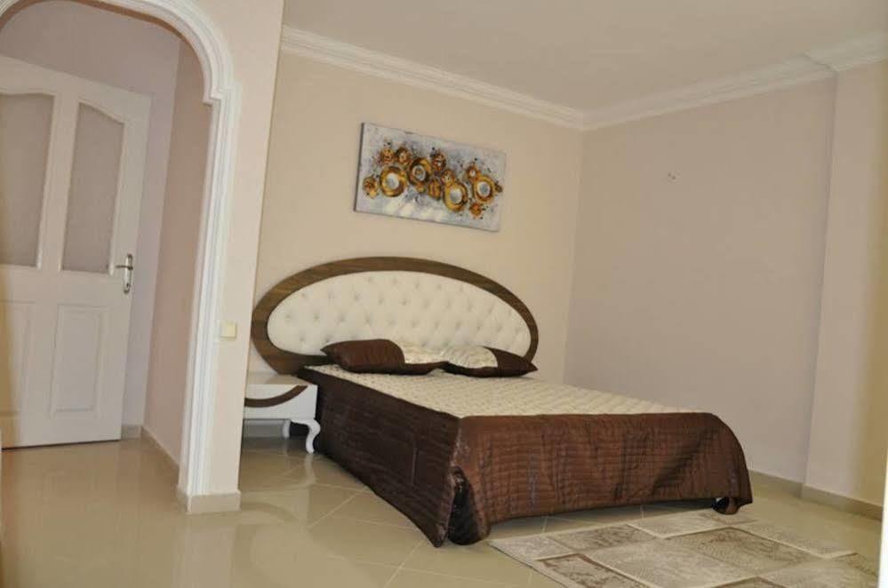 Alanya Deniz Villa Екстериор снимка