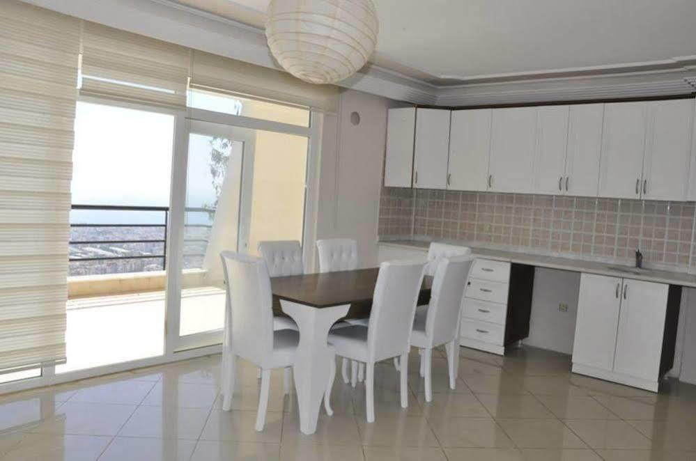 Alanya Deniz Villa Екстериор снимка